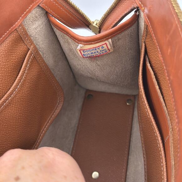 Vintage Dooney & Bourke, Leather Satchel Shoulder Bag All-Weather Leather Purse - Picture 11 of 16